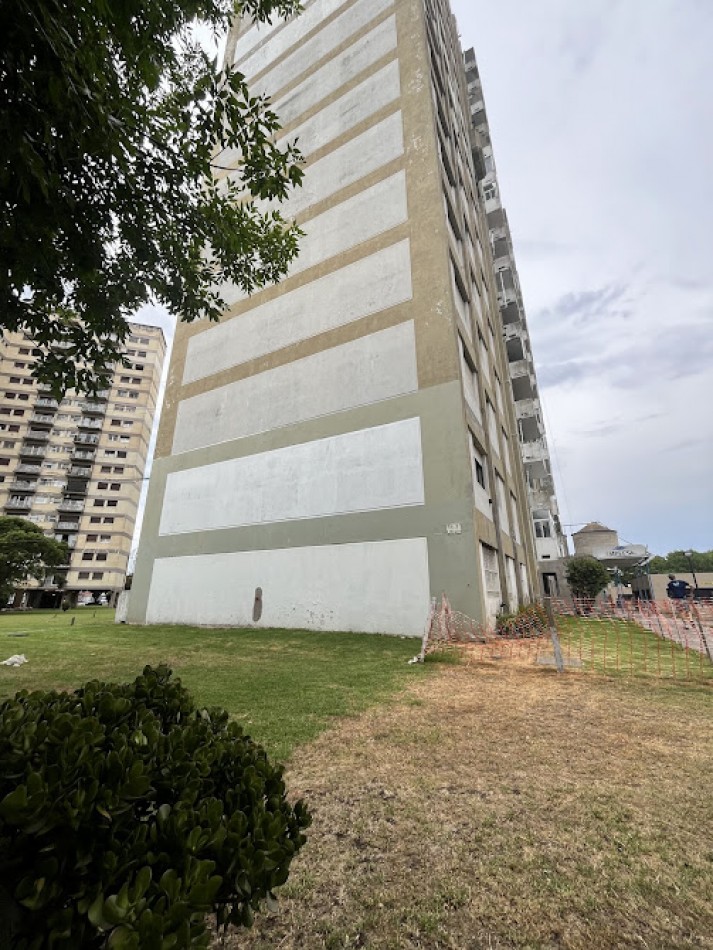 Amplio 4 ambientes con cochera, super luminoso y vistas panoramicas - 100 m² reciclado