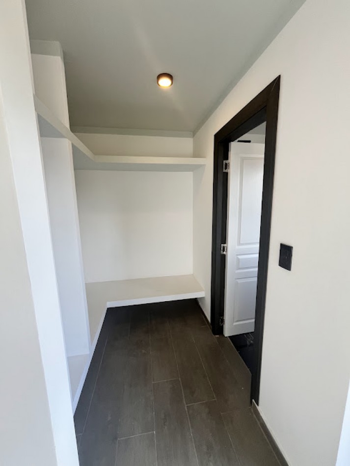 Duplex de 4 ambientes en Barrio Los Pinares - Diseño moderno y domotica APTO CREDITO