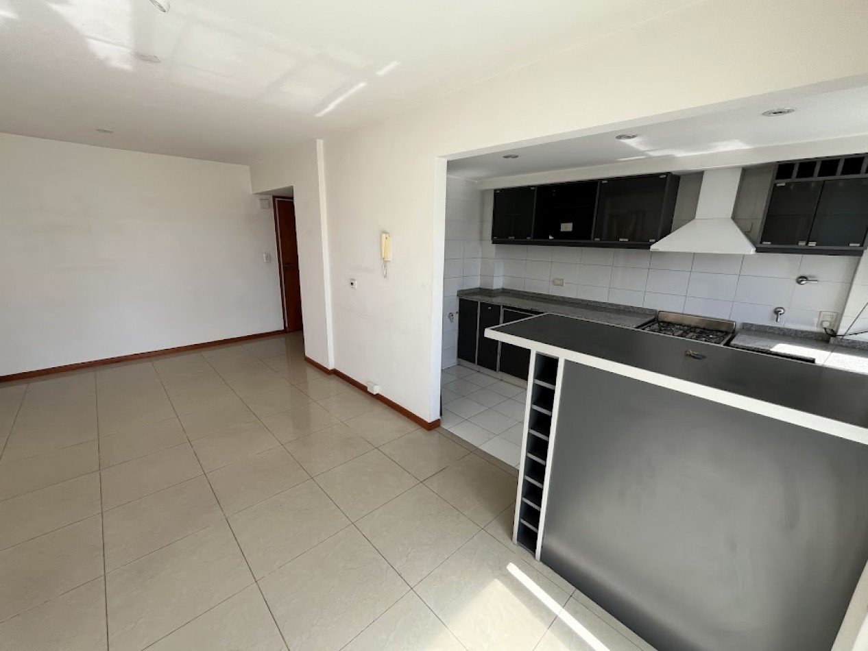 ALQUILER 24 MESES Moderno 2 ambientes con cochera-quincho-gimnasio -Plaza Mitre