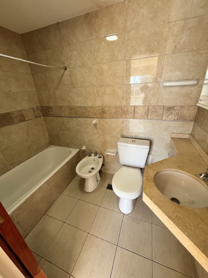 ALQUILER 24 MESES Moderno 2 ambientes con cochera-quincho-gimnasio -Plaza Mitre