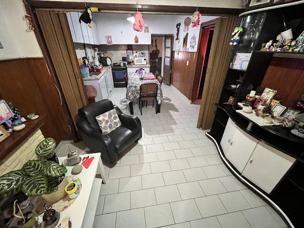 CASA 4 AMBIENTES CON PARQUE Y DEPARTAMENTO EN PLANTA ALTA -APTO CREDITO