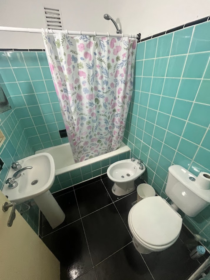 Alquiler 24 meses - Departamento 2 ambientes con cochera - Zona Paseo Aldrey