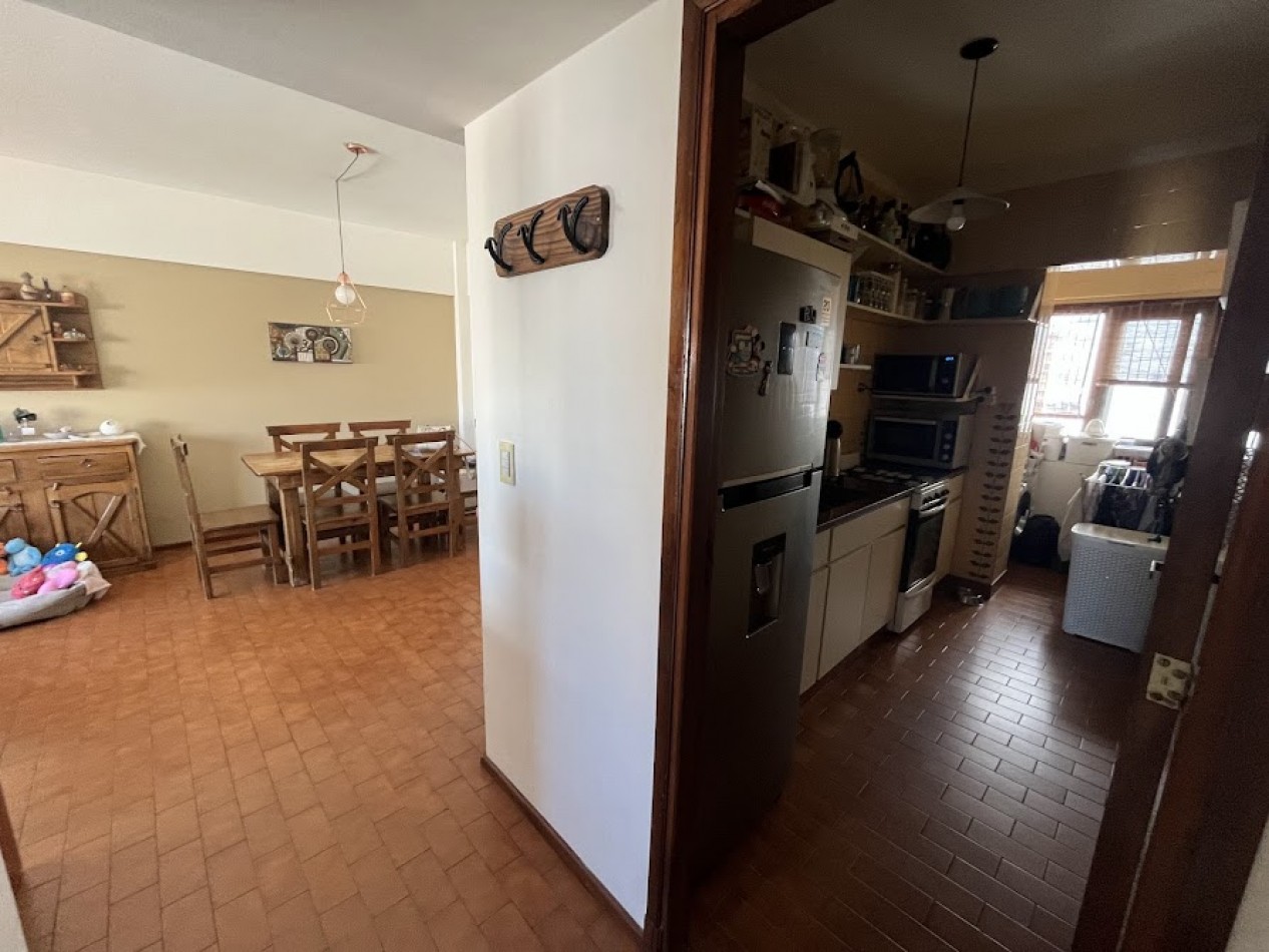 EXCELENTE DEPARTAMENTO DE 3 AMBIENTES AL FRENTE - MUY LUMINOSO -PLAZA MITRE