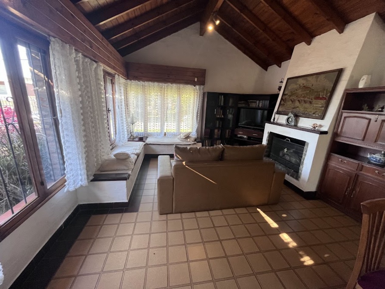 Venta Chalet 5 ambientes sobre lote de 900 m²  Colinas de Peralta Ramos APTO CREDITO