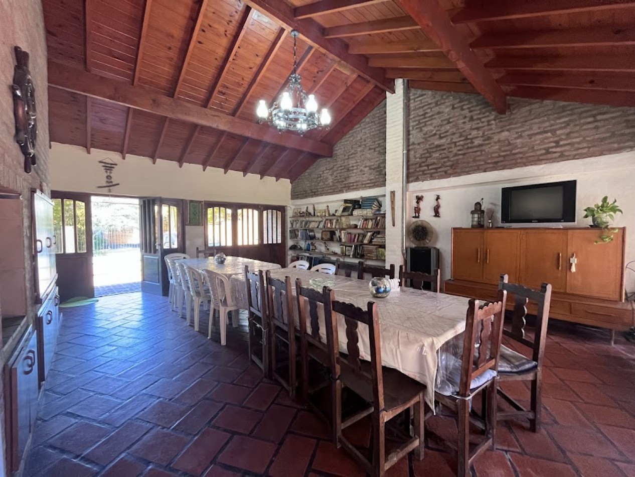 Venta Chalet 5 ambientes sobre lote de 900 m²  Colinas de Peralta Ramos APTO CREDITO