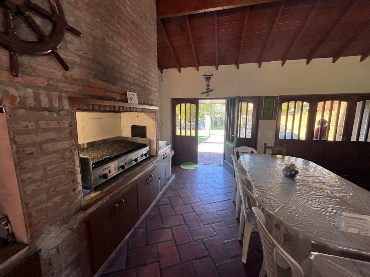 Venta Chalet 5 ambientes sobre lote de 900 m²  Colinas de Peralta Ramos APTO CREDITO