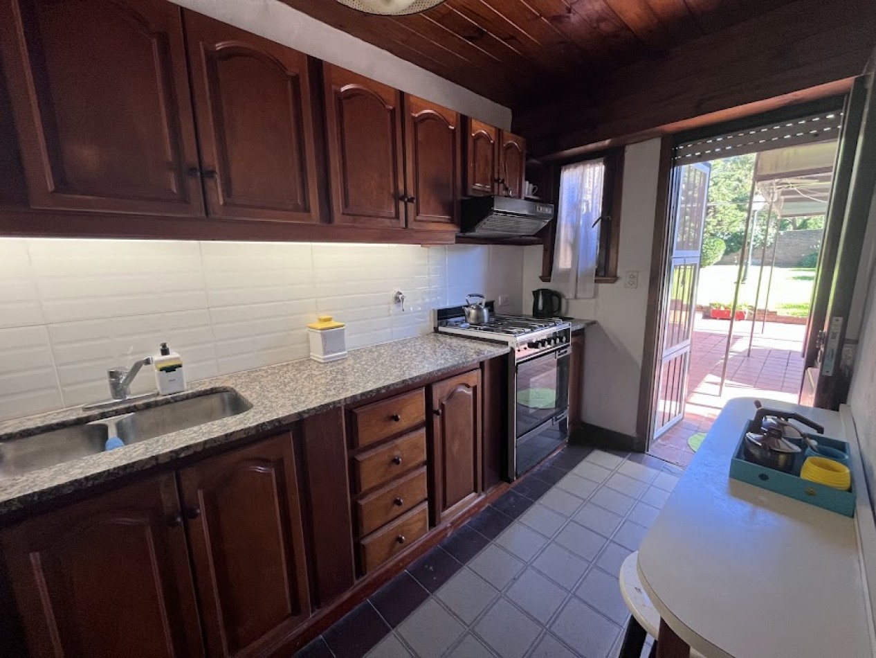 Venta Chalet 5 ambientes sobre lote de 900 m²  Colinas de Peralta Ramos APTO CREDITO