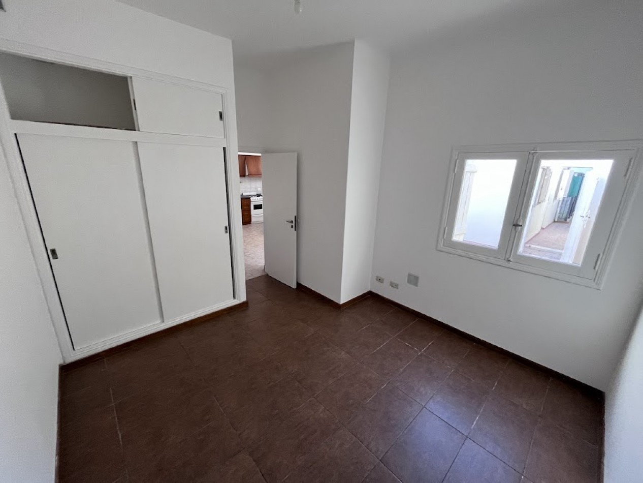 PH 2 AMB RECICLADO CON DOS  PATIOS EN CHAUVIN - SIN EXPENSAS