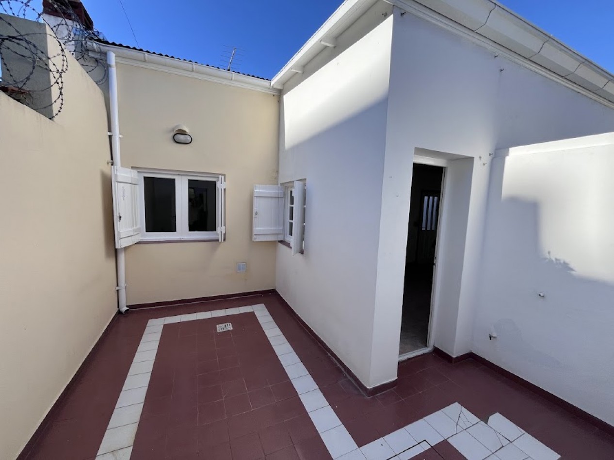 PH 2 AMB RECICLADO CON DOS  PATIOS EN CHAUVIN - SIN EXPENSAS
