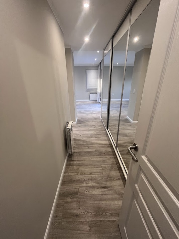 ALQUILER | Imponente casa de 5 ambientes con piscina y parque sobre lote de 1.000 m²