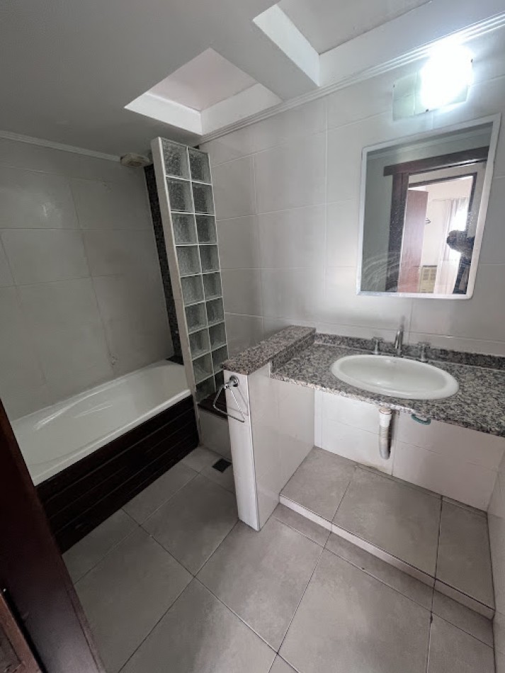 Chalet Apto Credito en Los Pinares | Lote Propio y Potencial de Ampliacion