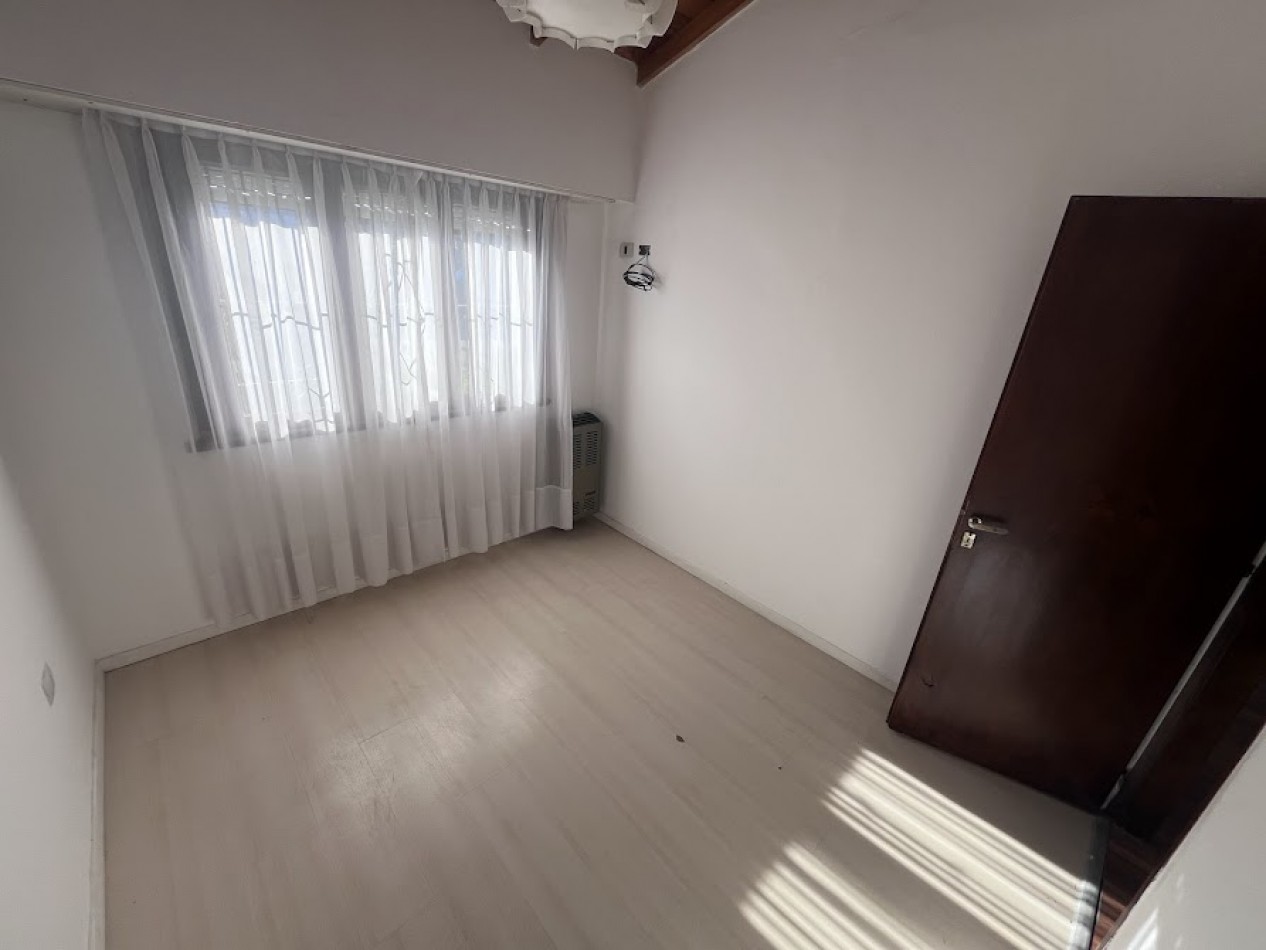 Chalet Apto Credito en Los Pinares | Lote Propio y Potencial de Ampliacion