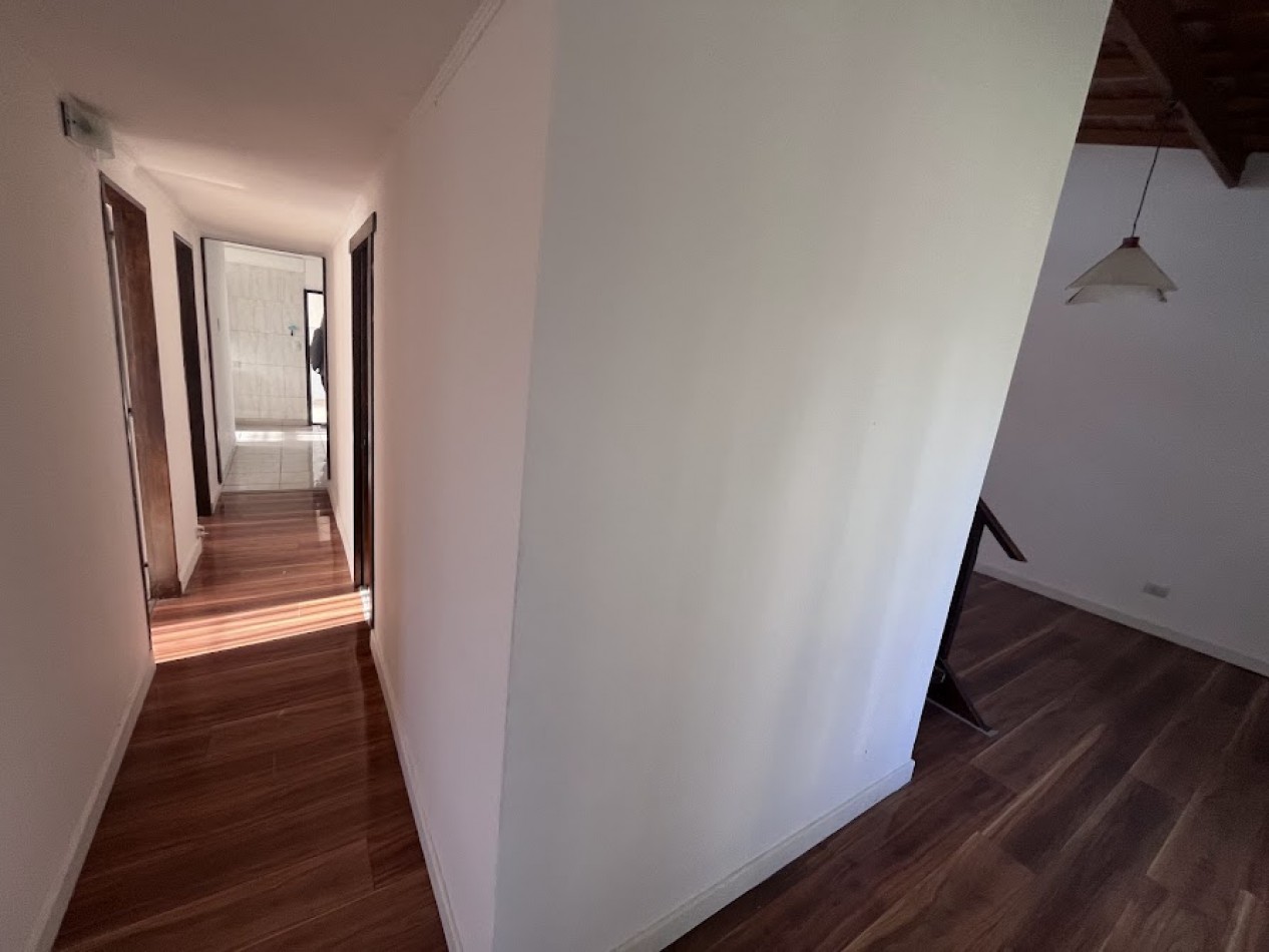 Chalet Apto Credito en Los Pinares | Lote Propio y Potencial de Ampliacion