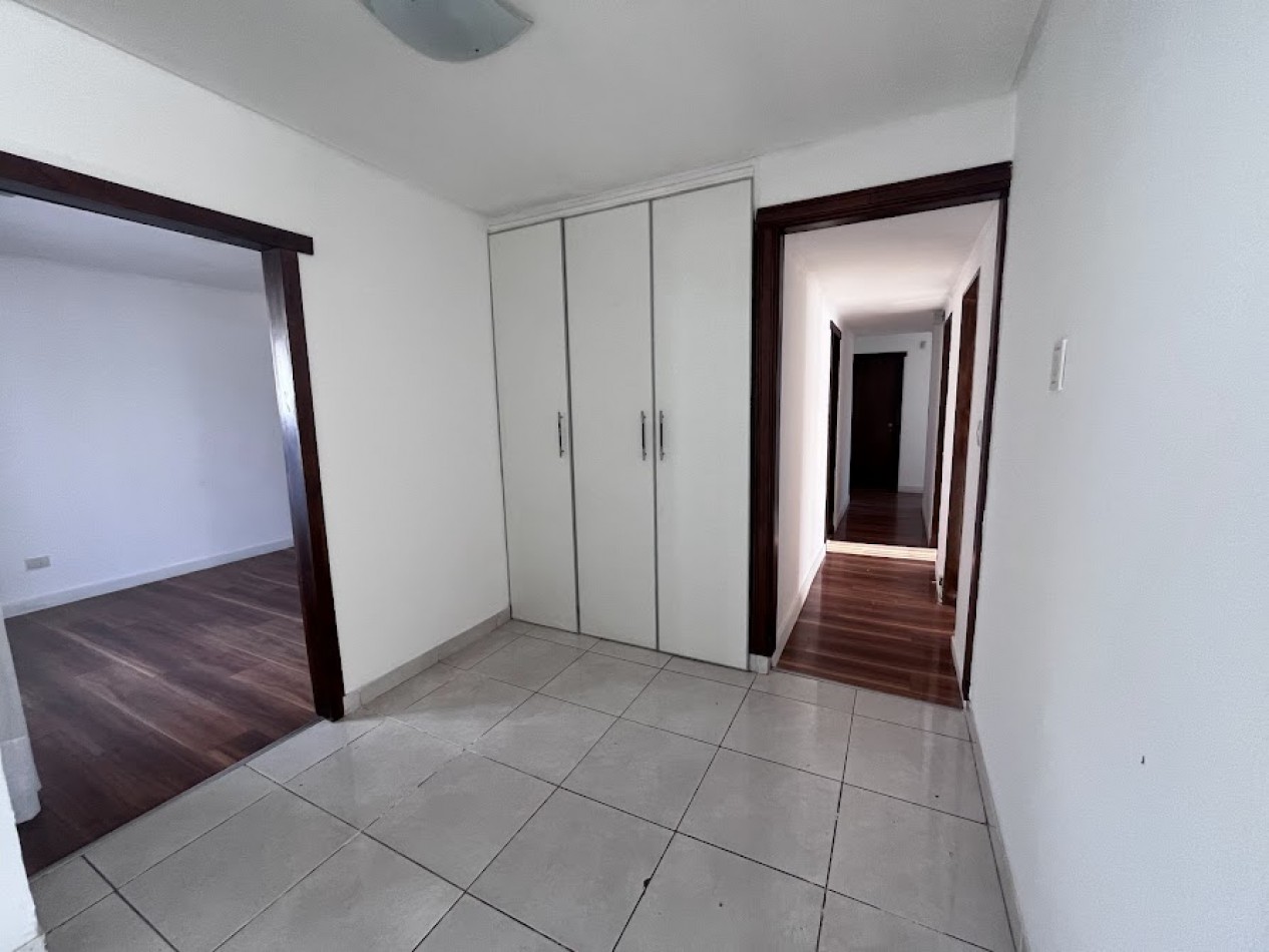 Chalet Apto Credito en Los Pinares | Lote Propio y Potencial de Ampliacion