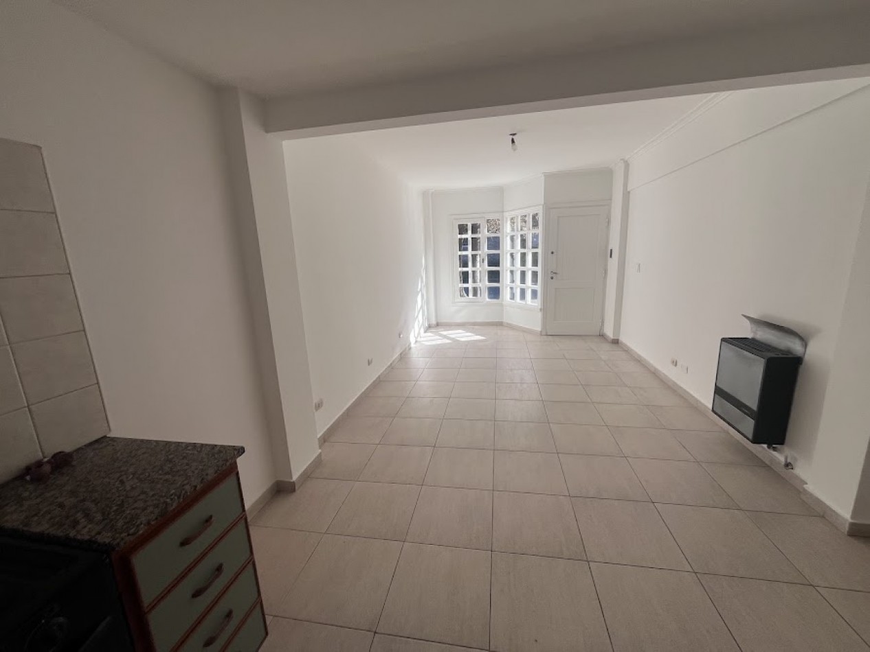 CHAUVIN ALQUILER PH 3 AMB -*COCHERA -APTO PROFESIONAL -VIVIENDA