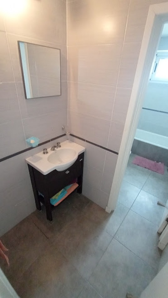 Alquiler Camet Norte 24 meses casa 2 amb. con parque