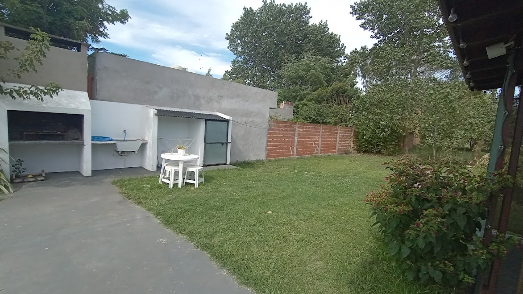 Alquiler Camet Norte 24 meses casa 2 amb. con parque