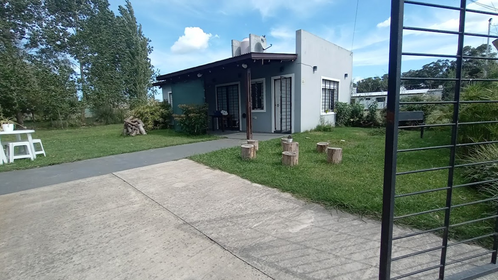 Alquiler Camet Norte 24 meses casa 2 amb. con parque