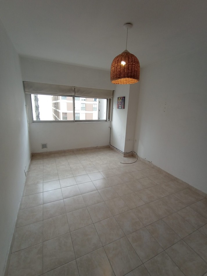 Alquiler 24 Meses | 2 Ambientes al Frente | Excelente Zona Guemes