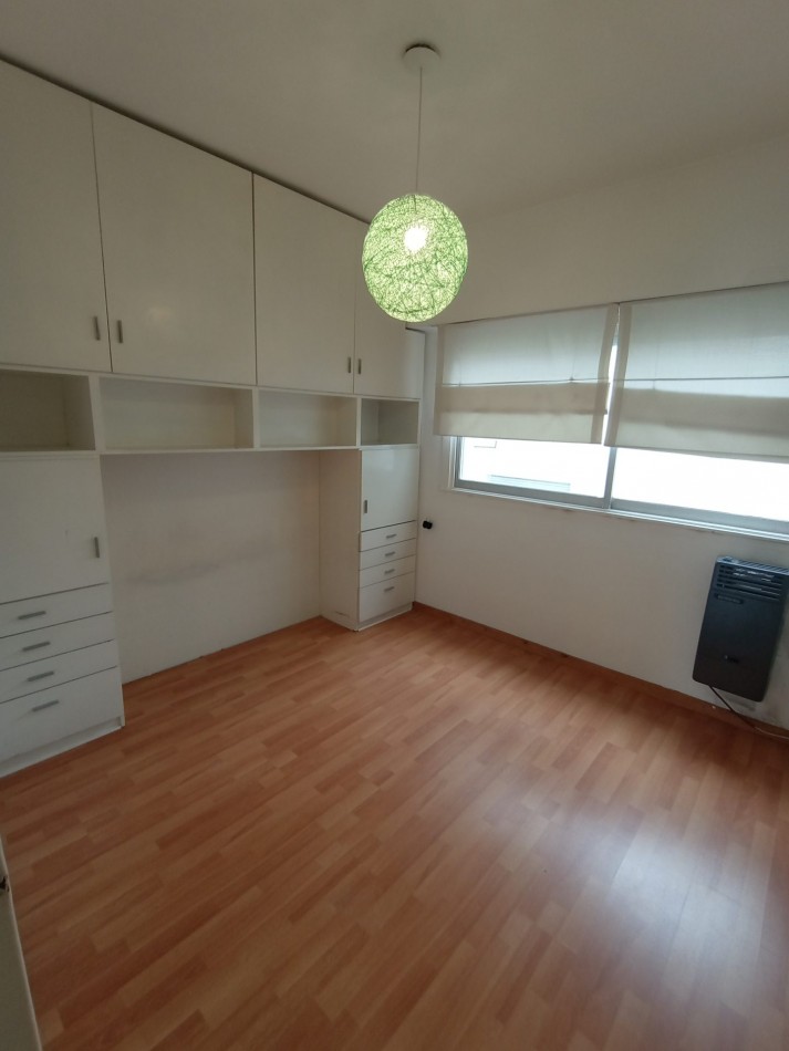 Alquiler 24 Meses | 2 Ambientes al Frente | Excelente Zona Guemes