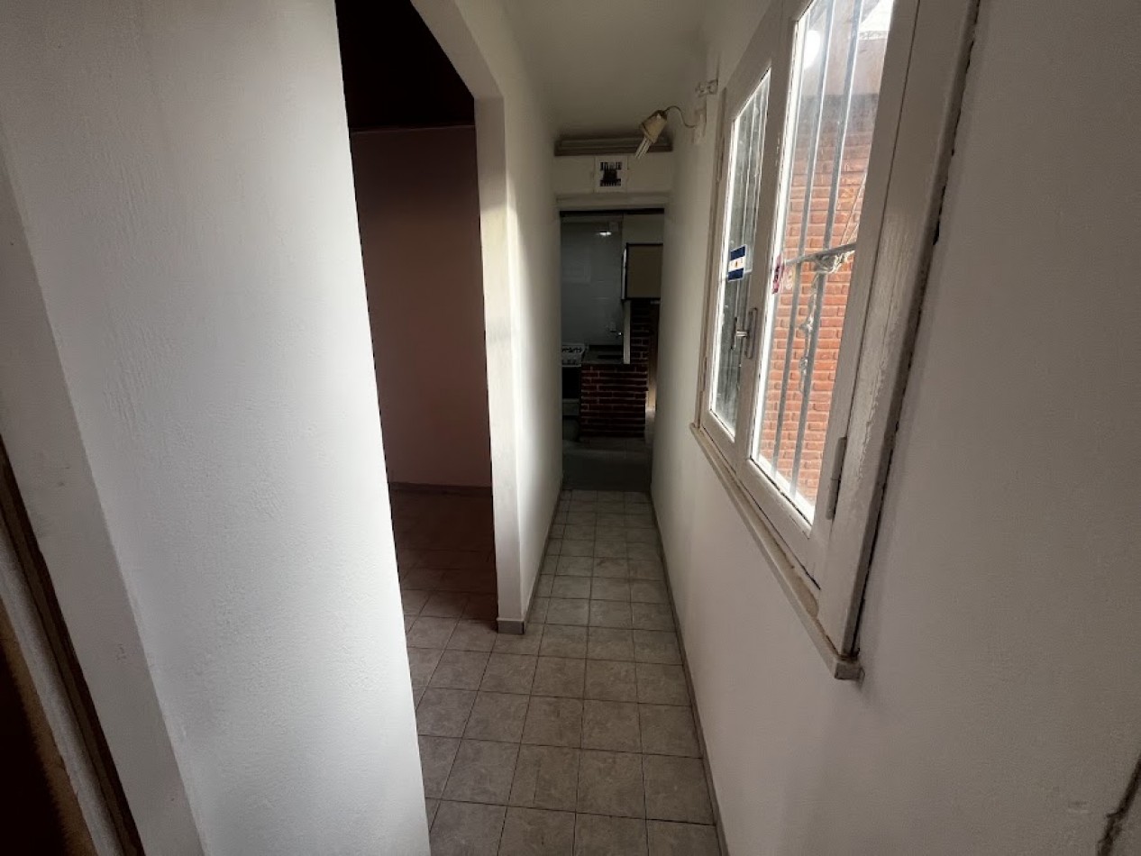 ALQUILER 24 MESES - PH DE 3 AMBIENTES CON PATIO AMPLIO