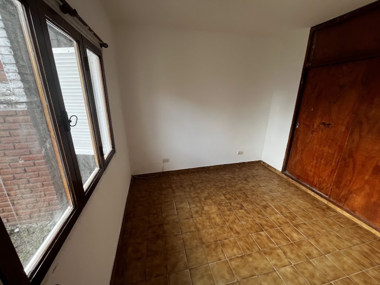 ALQUILER 24 MESES - PH DE 3 AMBIENTES CON PATIO AMPLIO