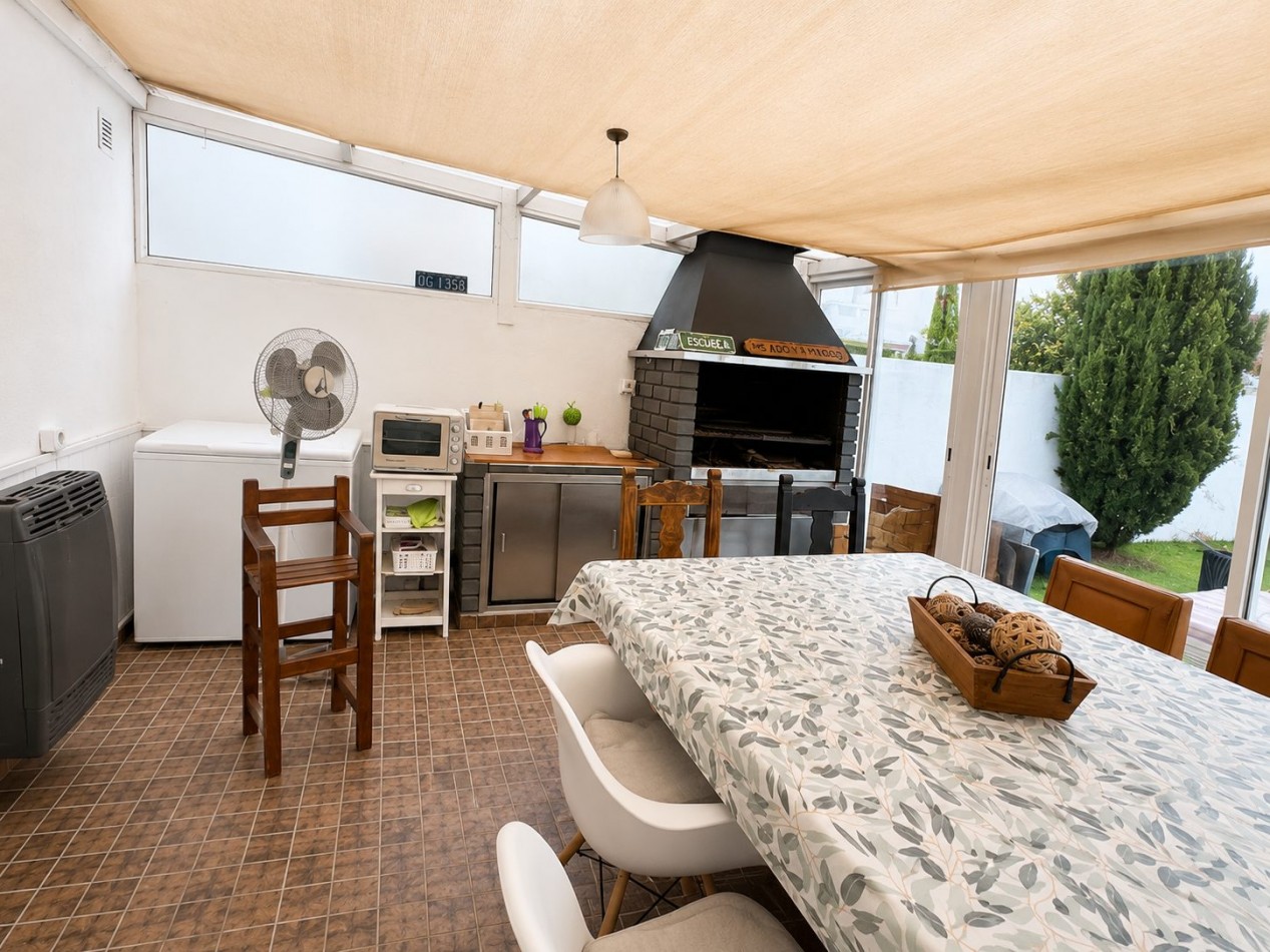 Excelente Chalet 5 Ambientes en Constitucion - Apto Credito