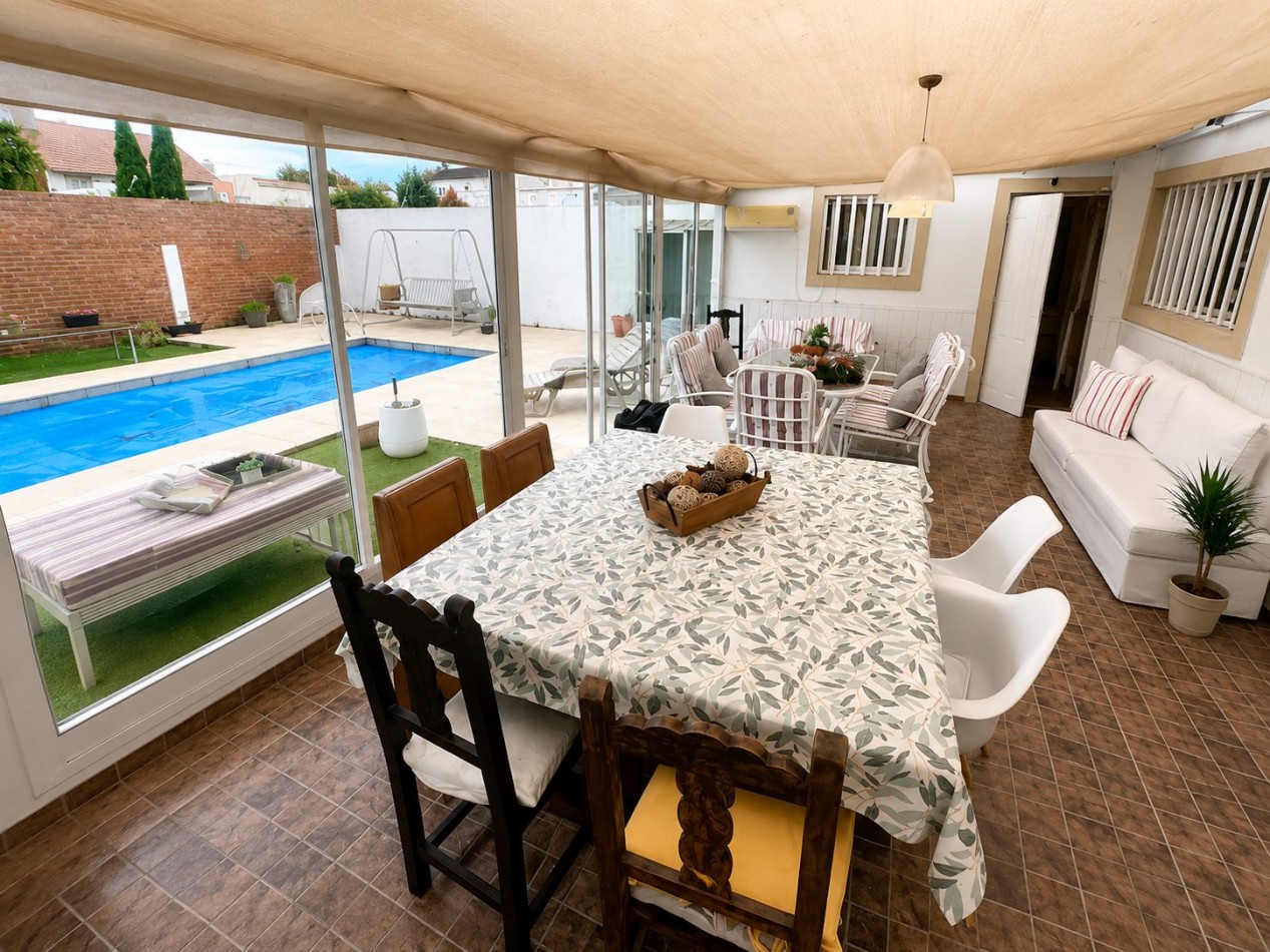 Excelente Chalet 5 Ambientes en Constitucion - Apto Credito