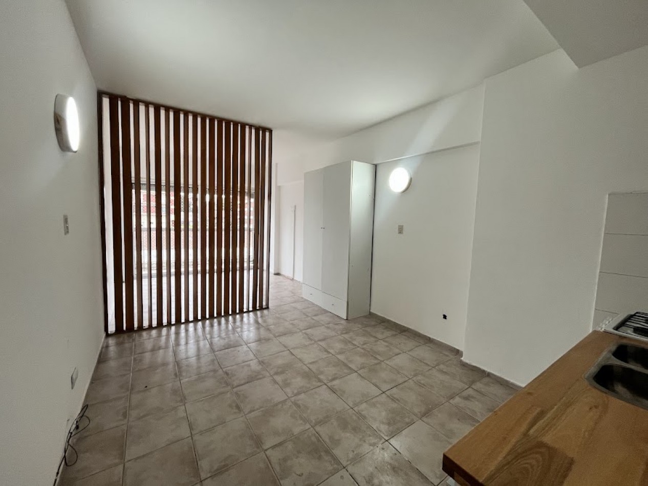 Alquiler monoambiente Guemes $550.000
