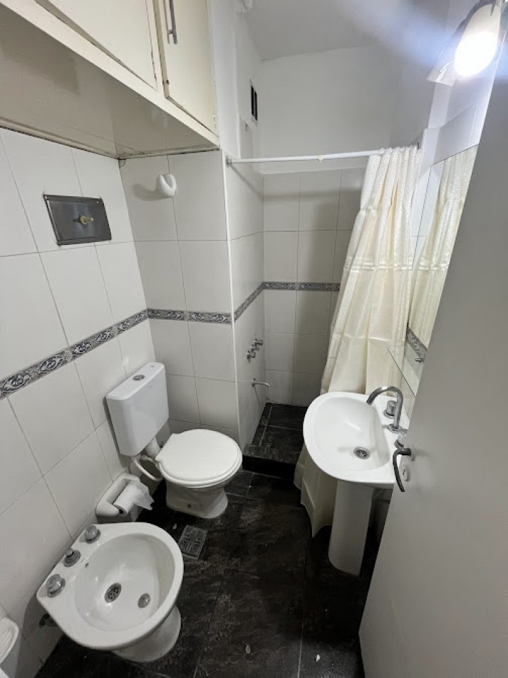 Alquiler monoambiente Guemes $550.000