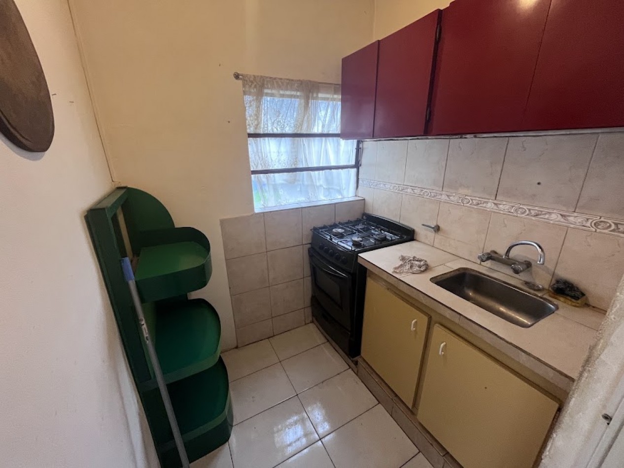 OPORTUNIDAD Lote en esquina con dos viviendas independientes | Apto credito