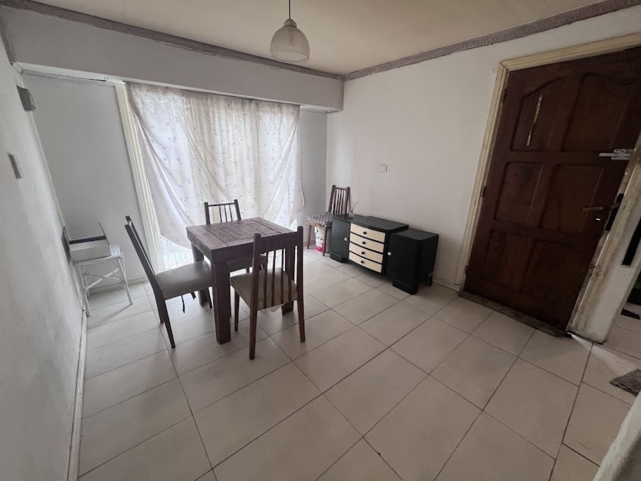 OPORTUNIDAD Lote en esquina con dos viviendas independientes | Apto credito