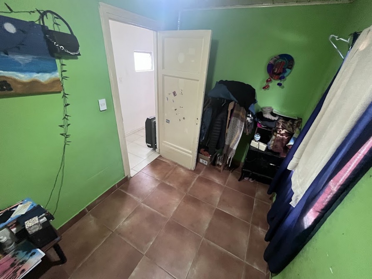 OPORTUNIDAD Lote en esquina con dos viviendas independientes | Apto credito