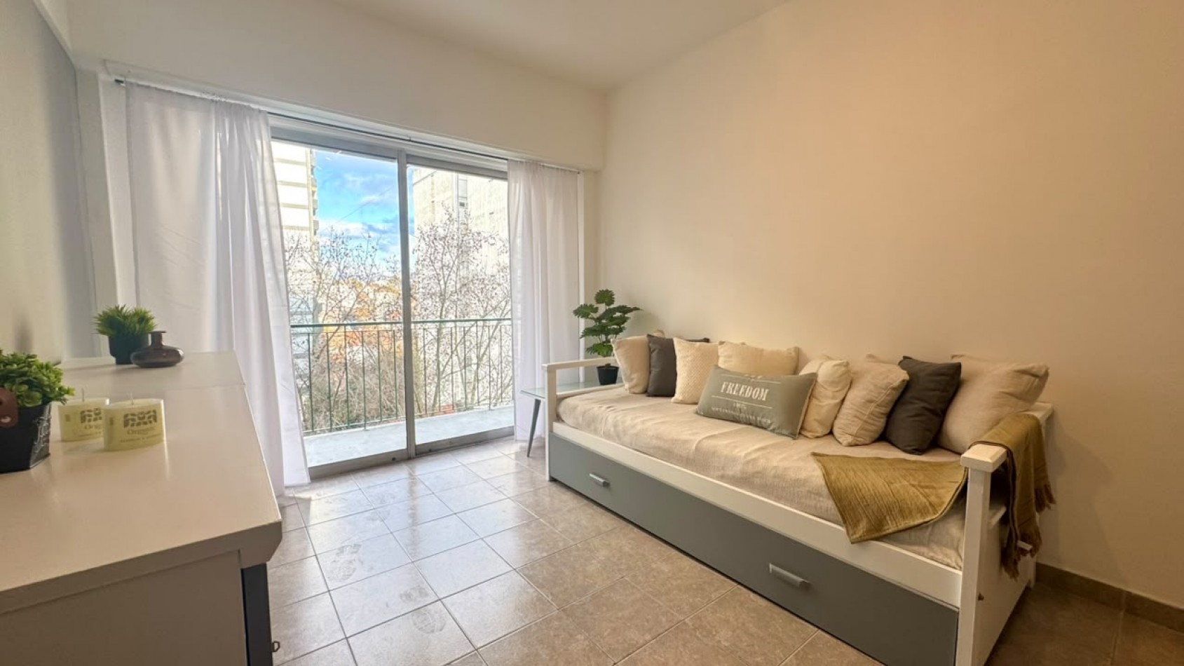 Departamento 2 ambientes RECICLADO con balcon