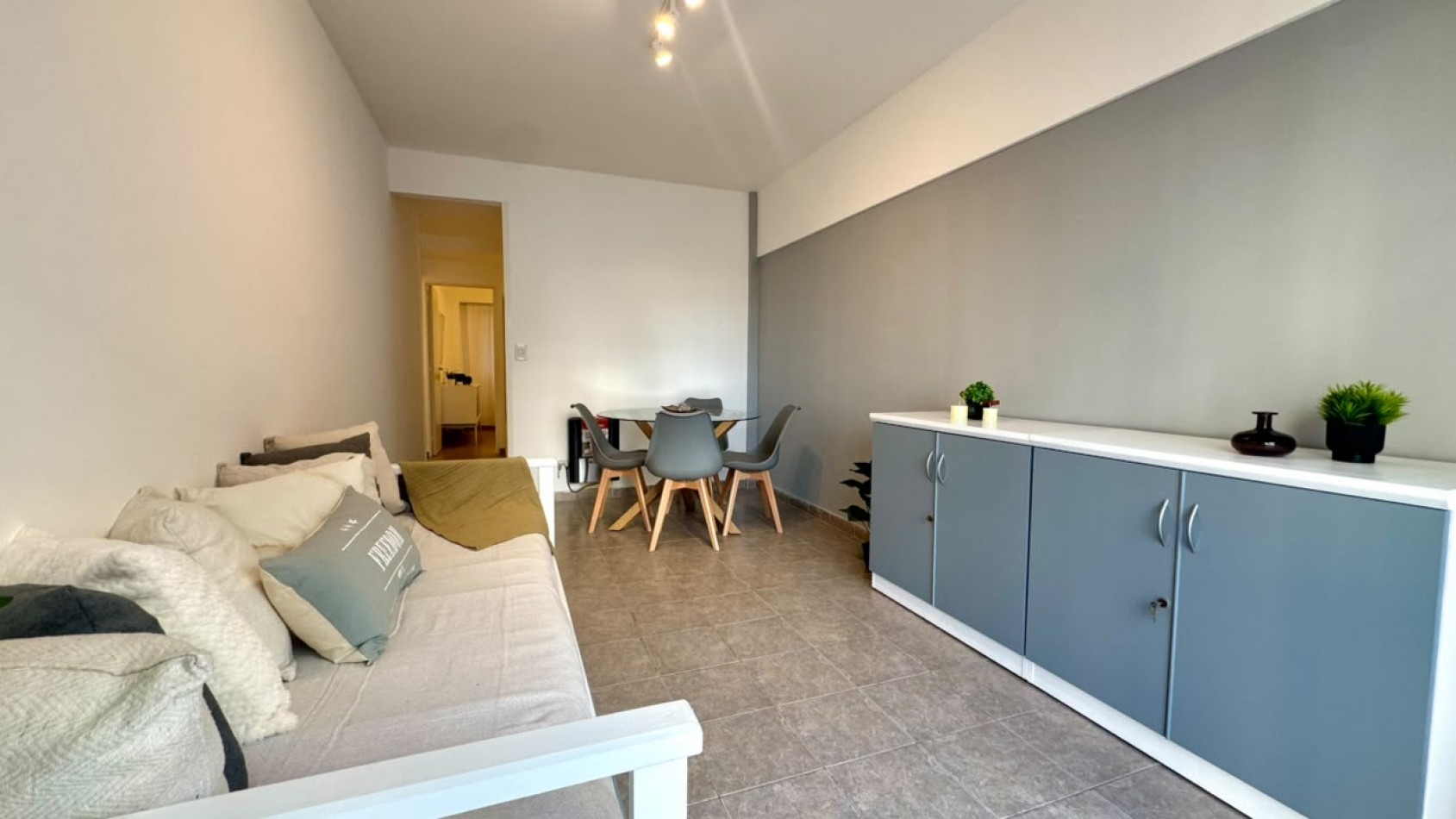 Departamento 2 ambientes RECICLADO con balcon