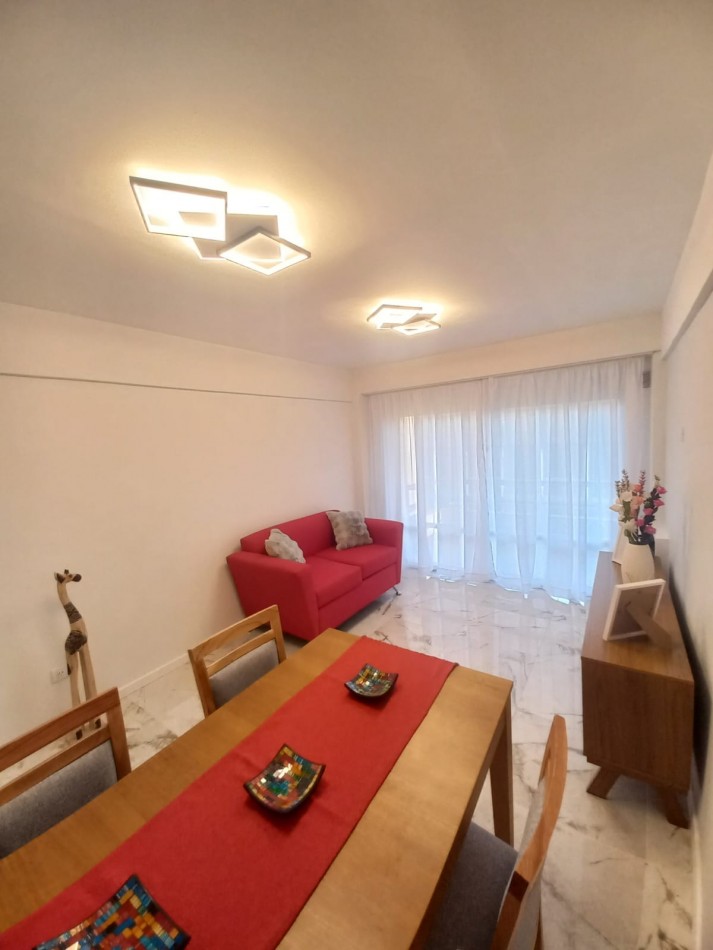Departamento 3 ambientes con balcon - Pleno Centro