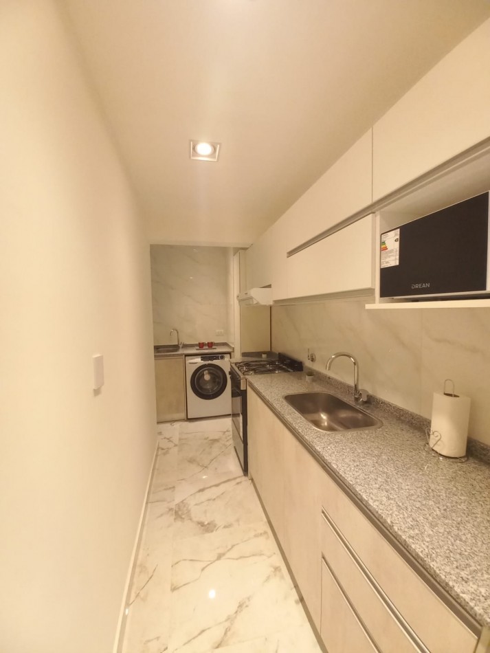 Departamento 3 ambientes con balcon - Pleno Centro