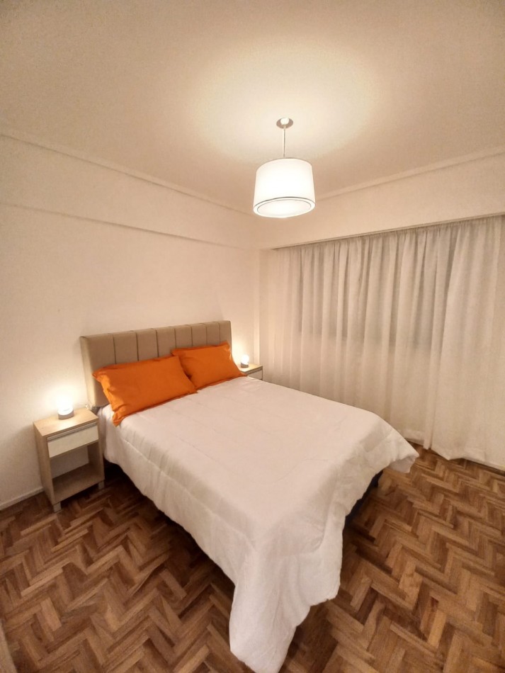 Departamento 3 ambientes con balcon - Pleno Centro