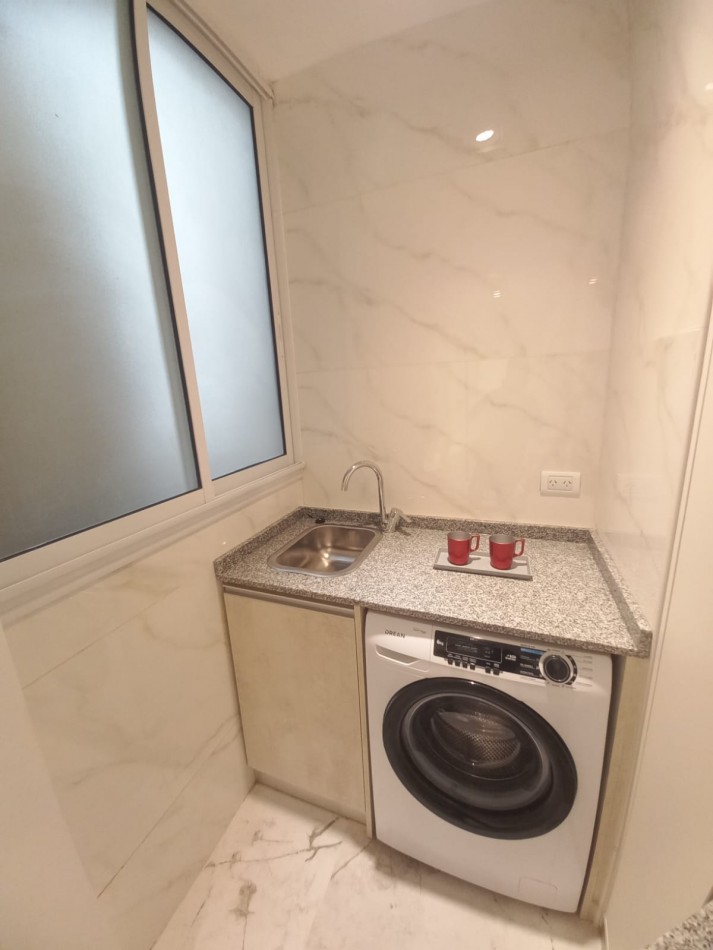 Departamento 3 ambientes con balcon - Pleno Centro