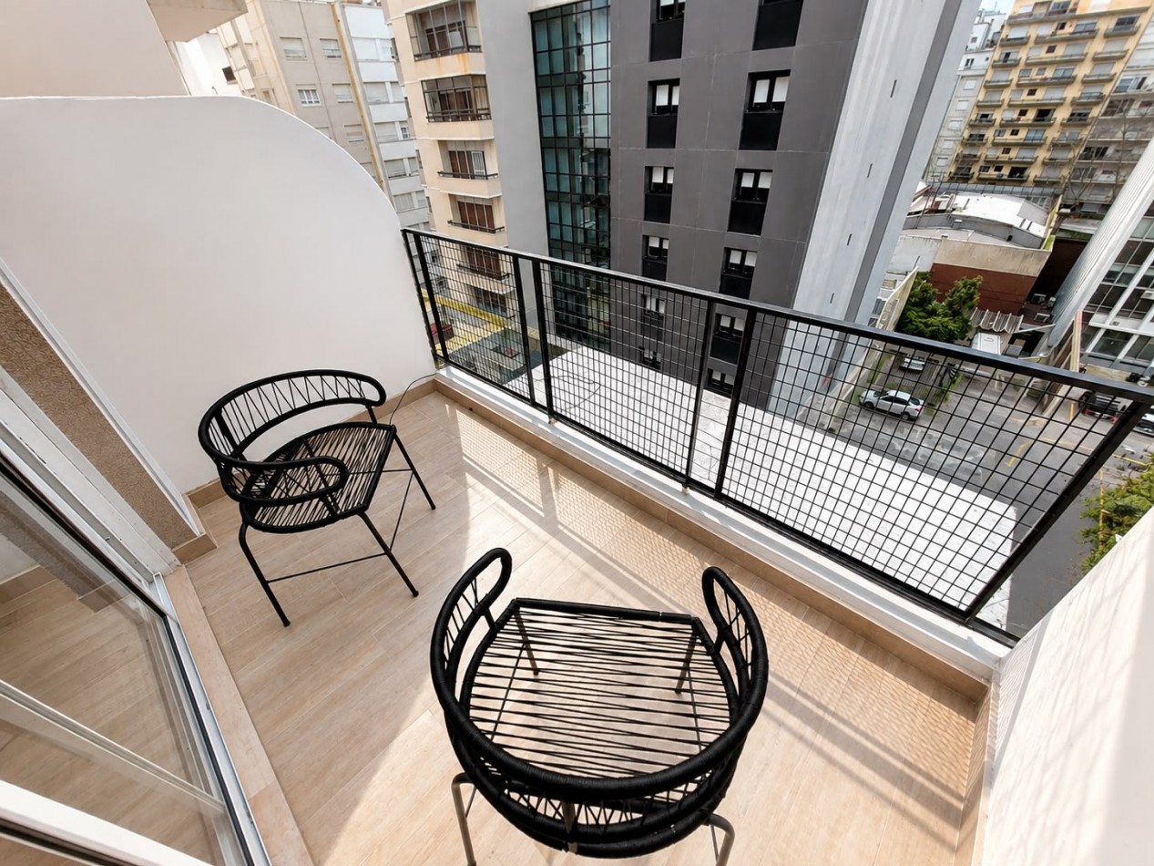 Departamento 2 ambientes -RECICLADO- AMOBLADO,-CON BALCON 