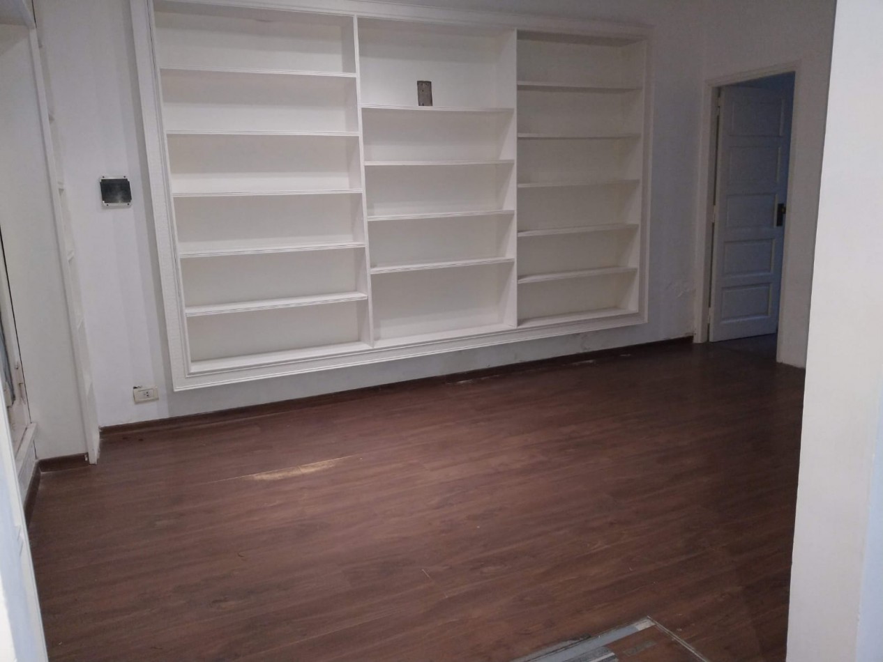 Venta en Chauvin: Chalet + Departamento sobre lote propio de 450 m²