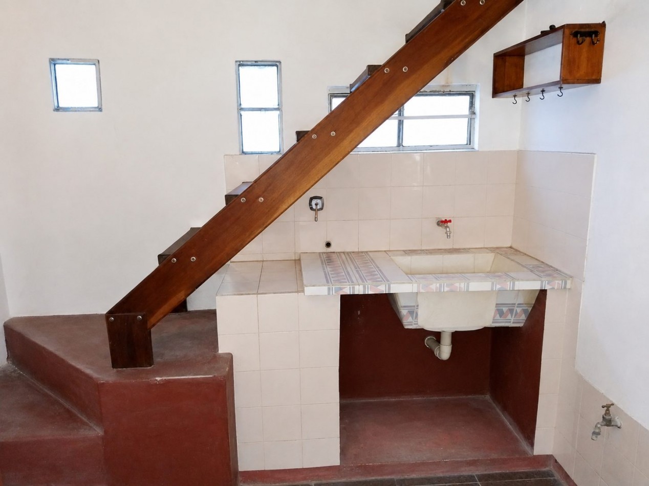 Venta en Chauvin: Chalet + Departamento sobre lote propio de 450 m²
