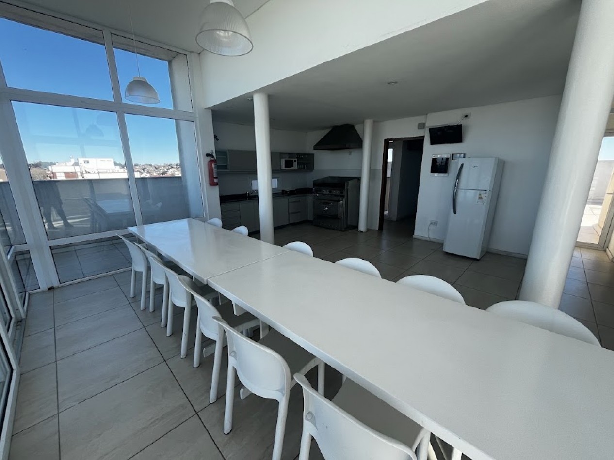Alquiler 24 M Semipiso de 4 Ambientes con Vistas Panoramicas al Mar - Punta Mogotes