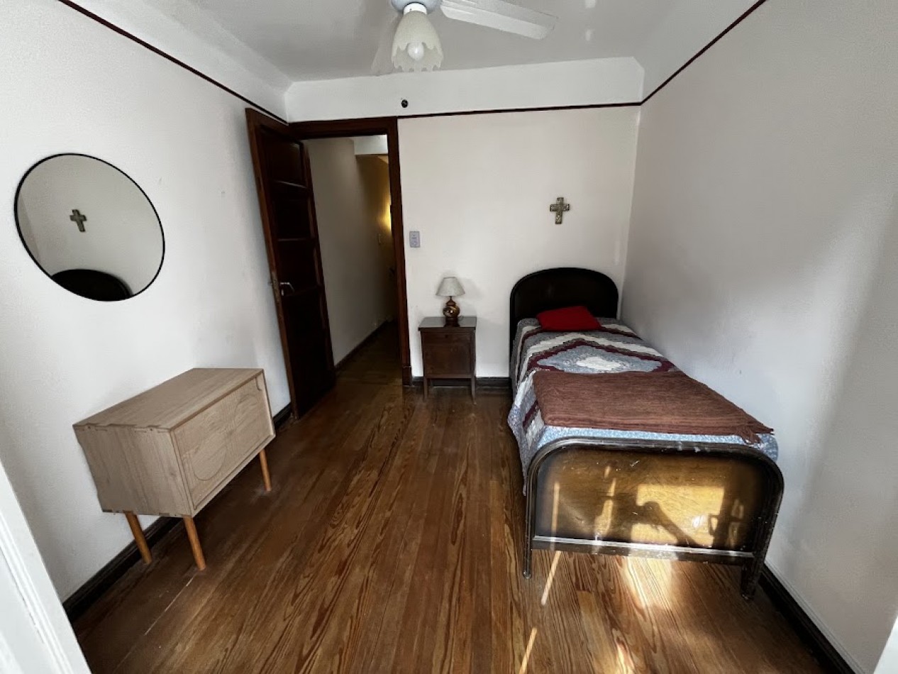 Chalet de estilo a metros del mar · 6 ambientes- Stella Maris
