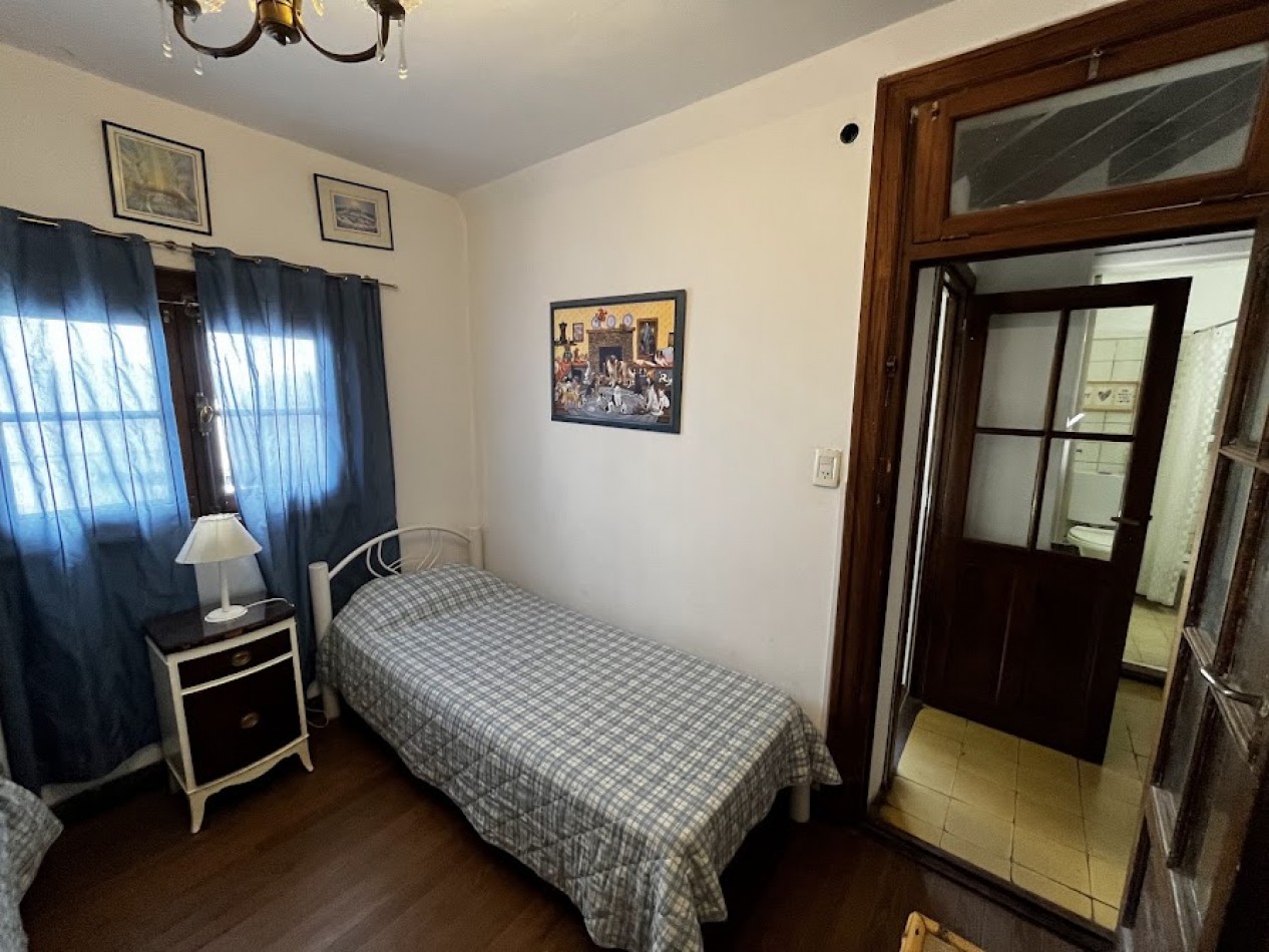 Chalet de estilo a metros del mar · 6 ambientes- Stella Maris