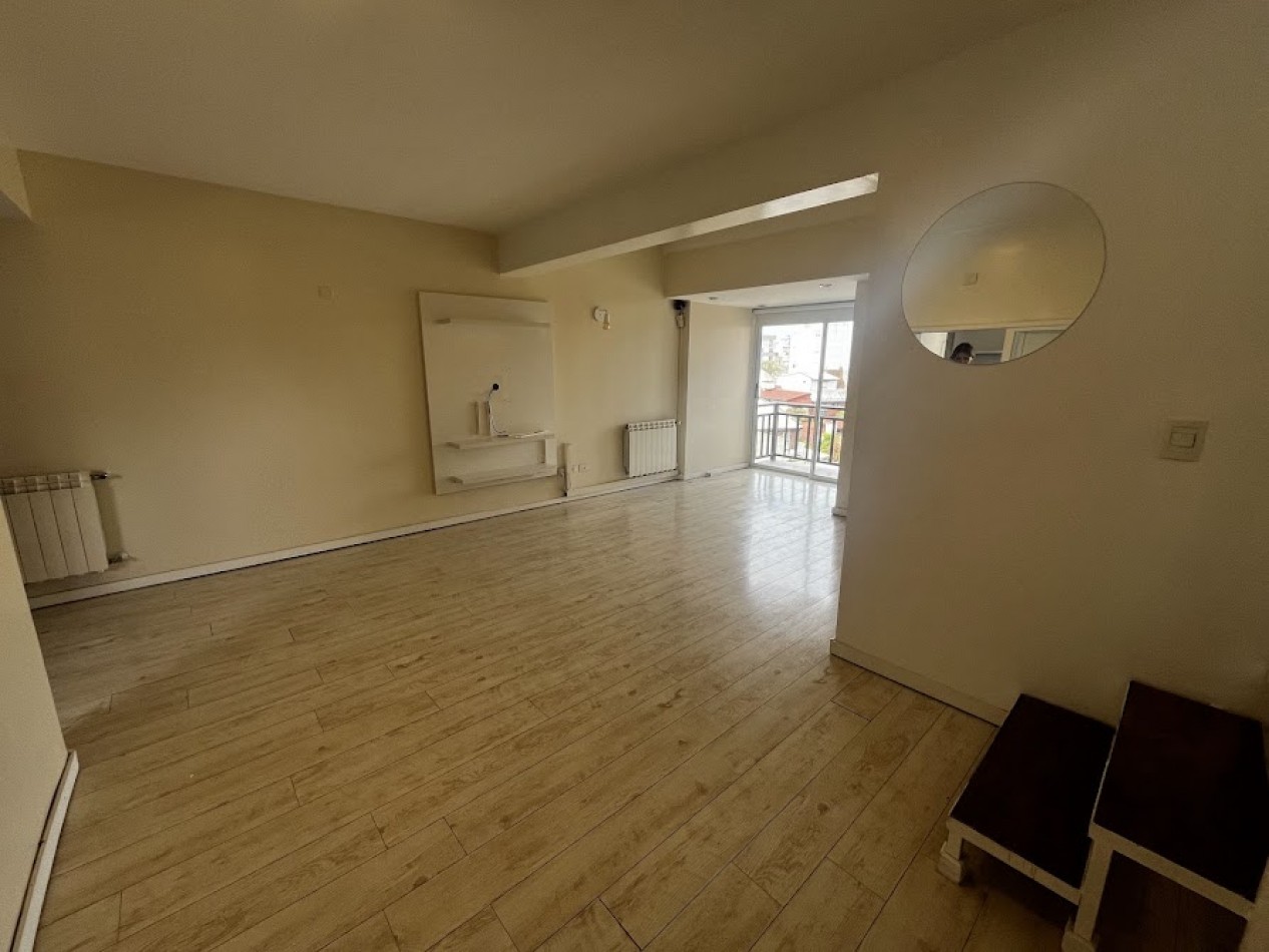  Departamento en duplex de 4 ambientes en Chauvin -QUINCHO-PATIO PROPIO-COCHERA