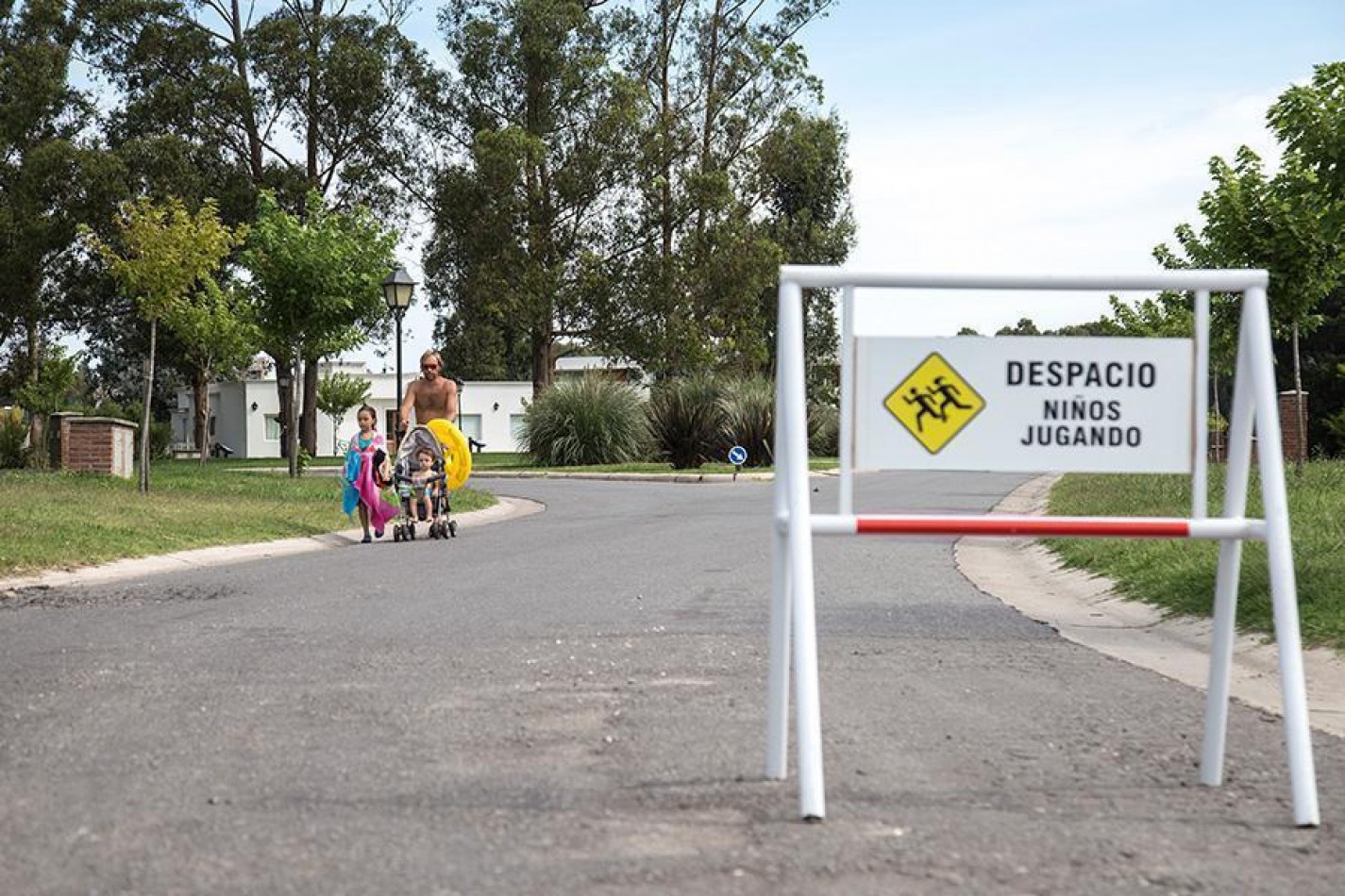 VENTA | CASA MODERNA DE 4 AMBIENTES EN ARENAS DEL SUR