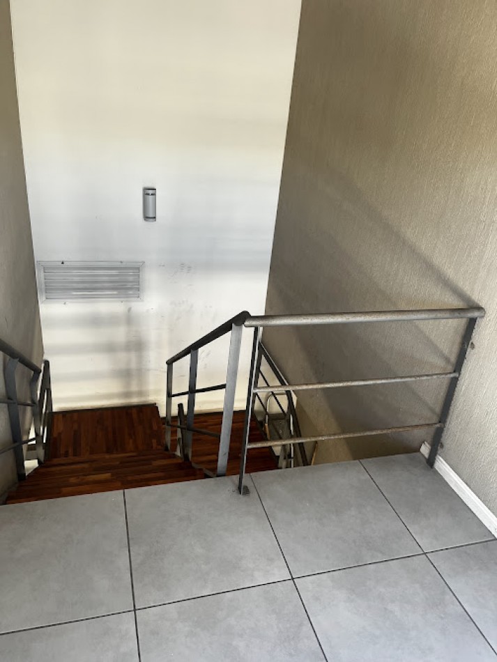 DEPARTAMENTO DE 2 AMBIENTES CON COCHERA Y BALCONES | APTO CREDITO