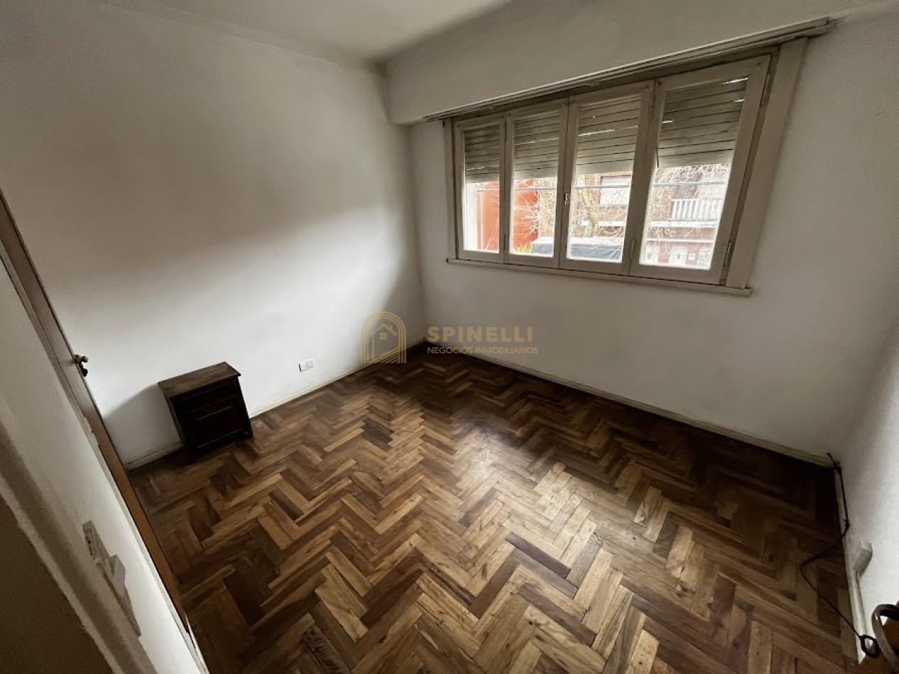 Alquiler 24 meses | Amplio departamento de 3 ambientes con gran balcon al frente-CHAUVIN