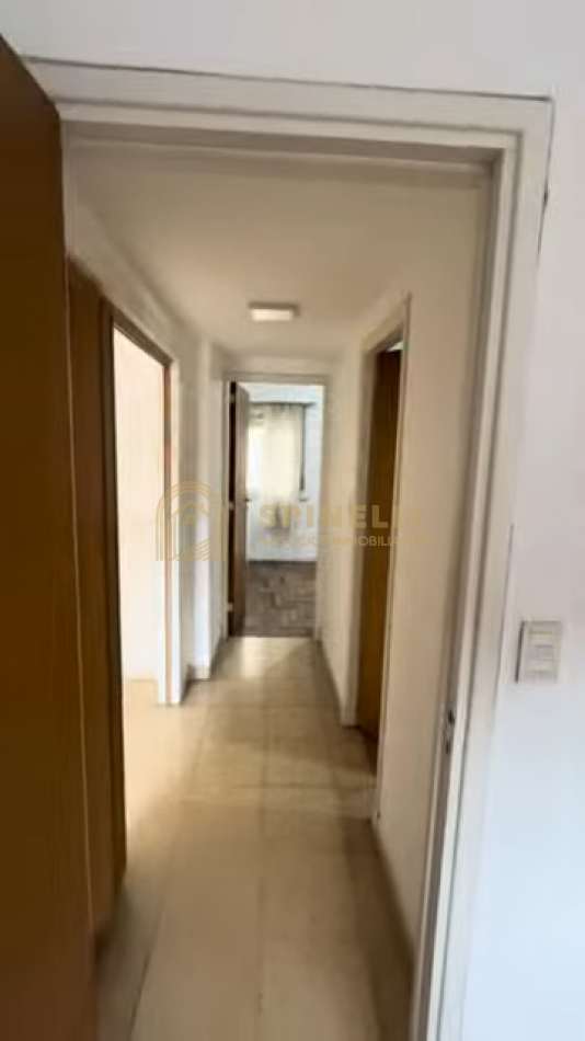 Alquiler 24 meses | Amplio departamento de 3 ambientes con gran balcon al frente-CHAUVIN